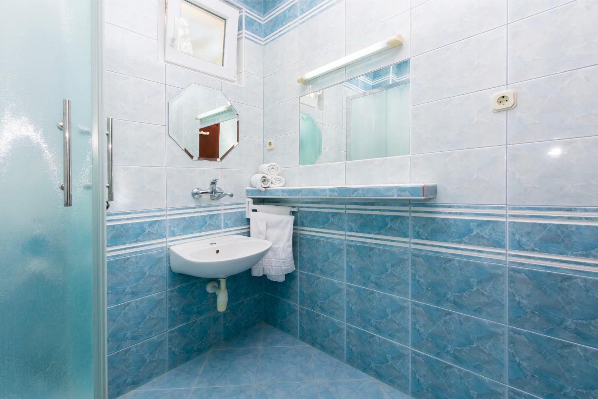 Apartments Ivo - Sea View; Pisak Εξωτερικό φωτογραφία