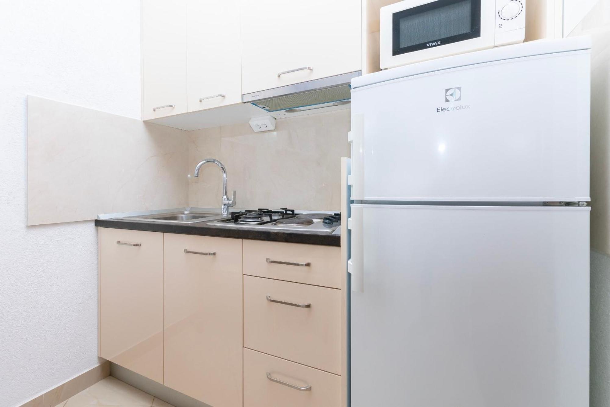Apartments Ivo - Sea View; Pisak Εξωτερικό φωτογραφία