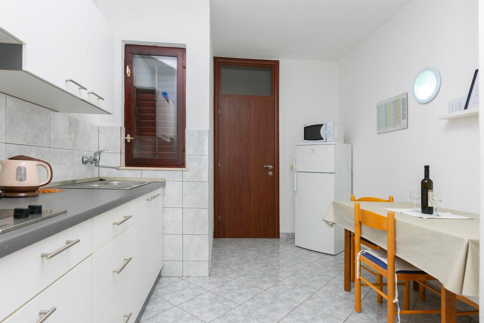Apartments Ivo - Sea View; Pisak Εξωτερικό φωτογραφία